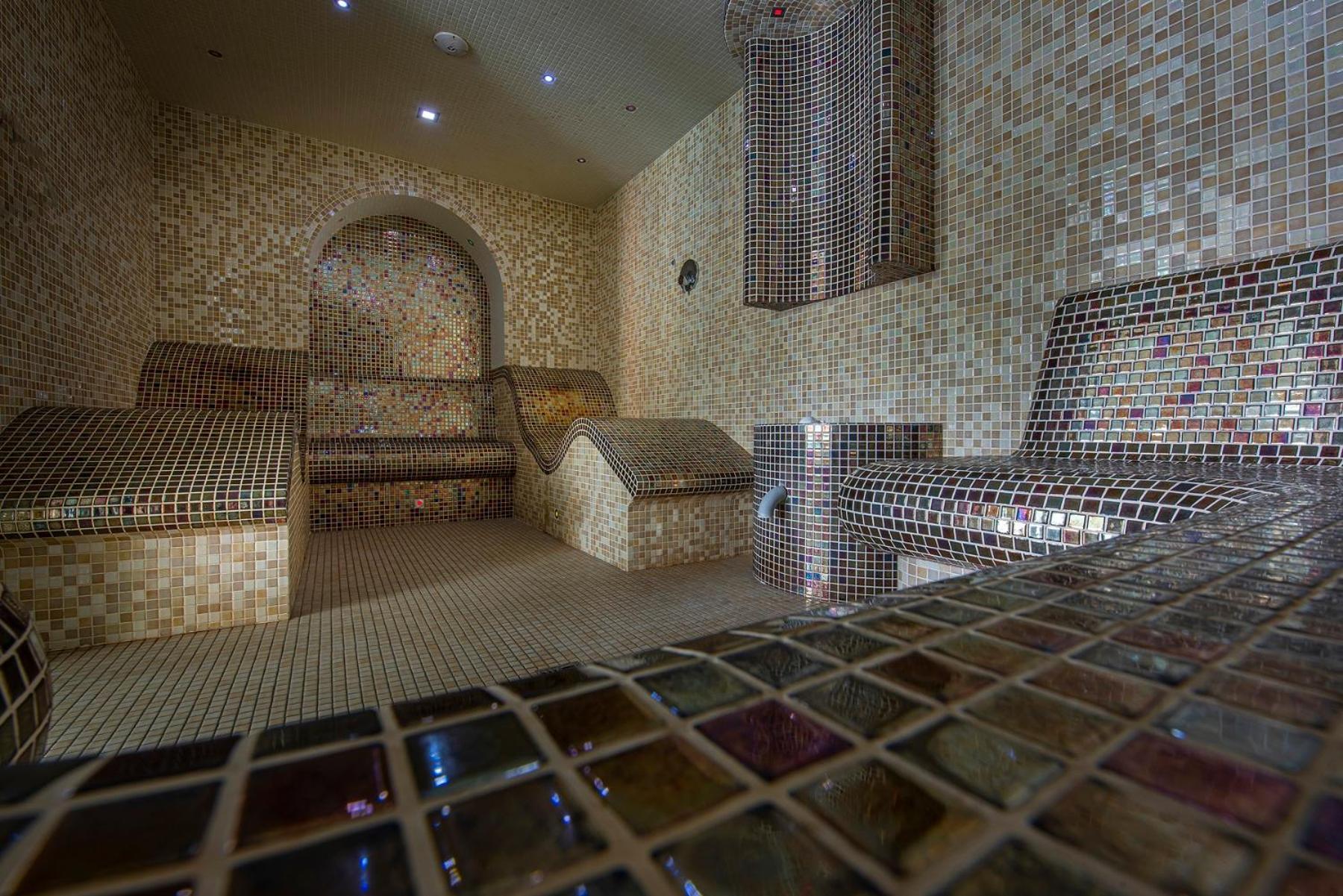 Wellness Hotel Vinnay Екстериор снимка