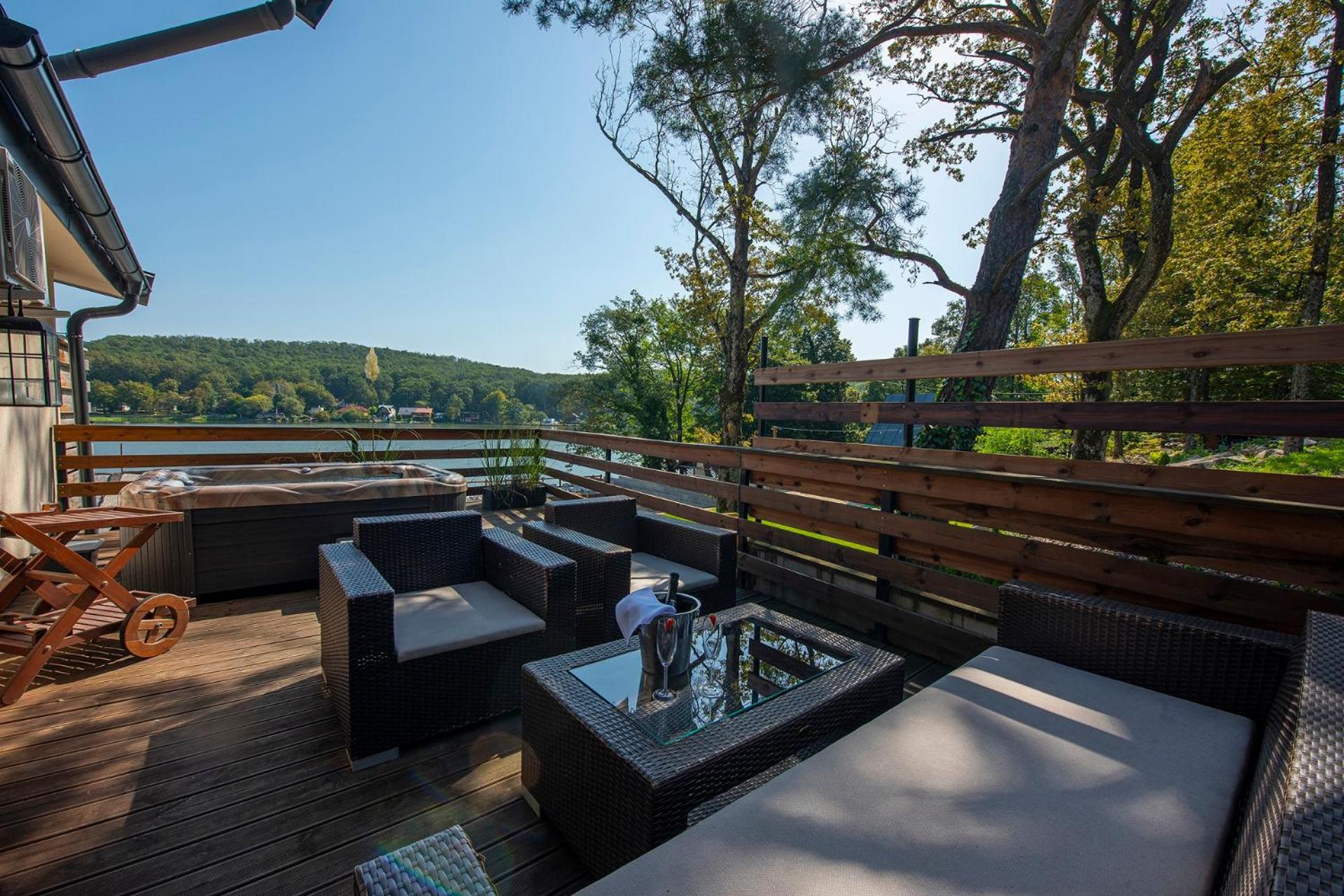 Wellness Hotel Vinnay Екстериор снимка