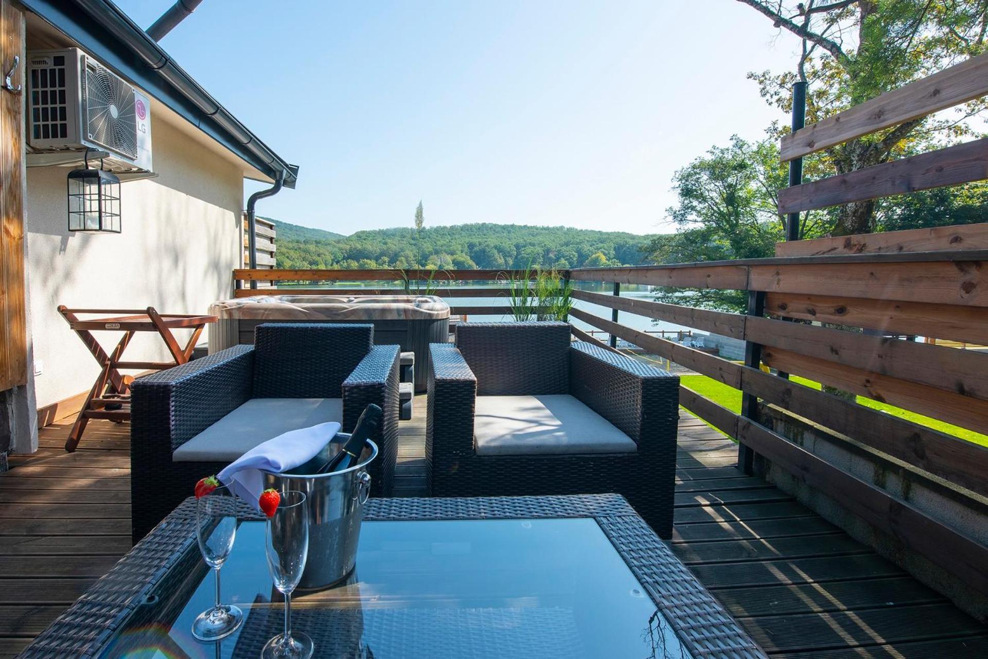 Wellness Hotel Vinnay Екстериор снимка